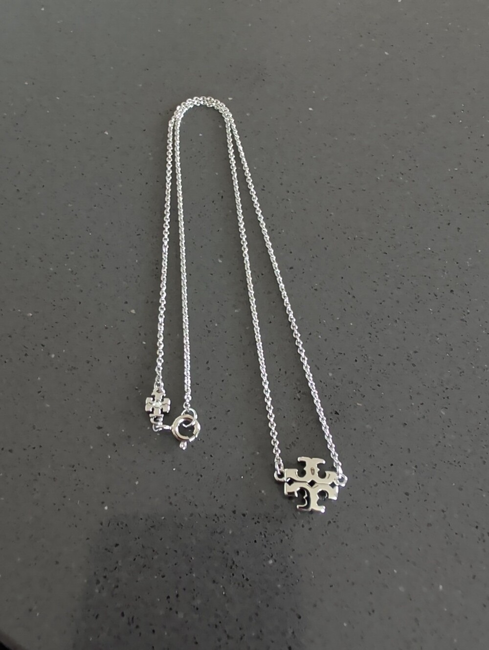 Tory Burch Delicate Logo Pendant Silver NWOT 19" - W80